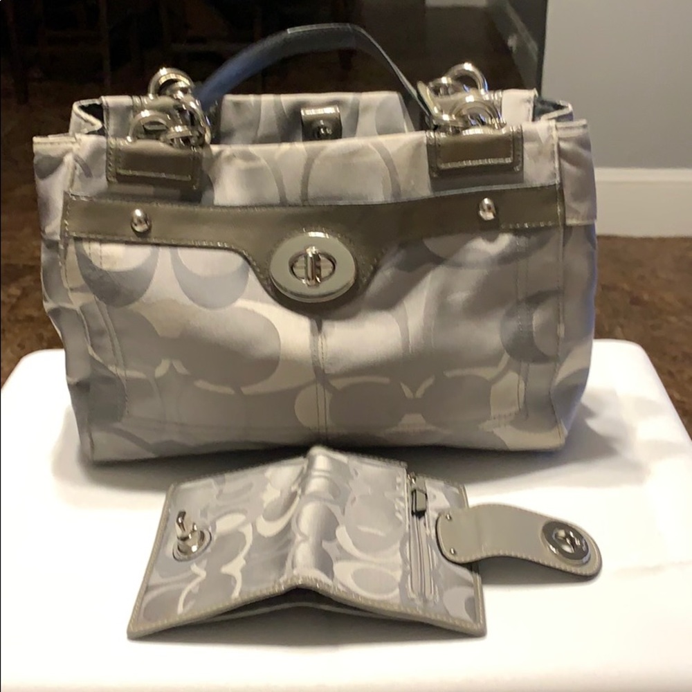 Coach purse